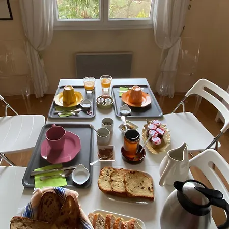 Le Relais Des Malettes D'hotes Bed & Breakfast Francheville (Rhone)